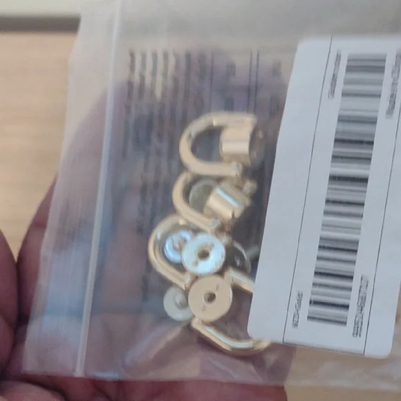 Marc Jacobs Burgundy Bag Strap - Picture 6 of 6